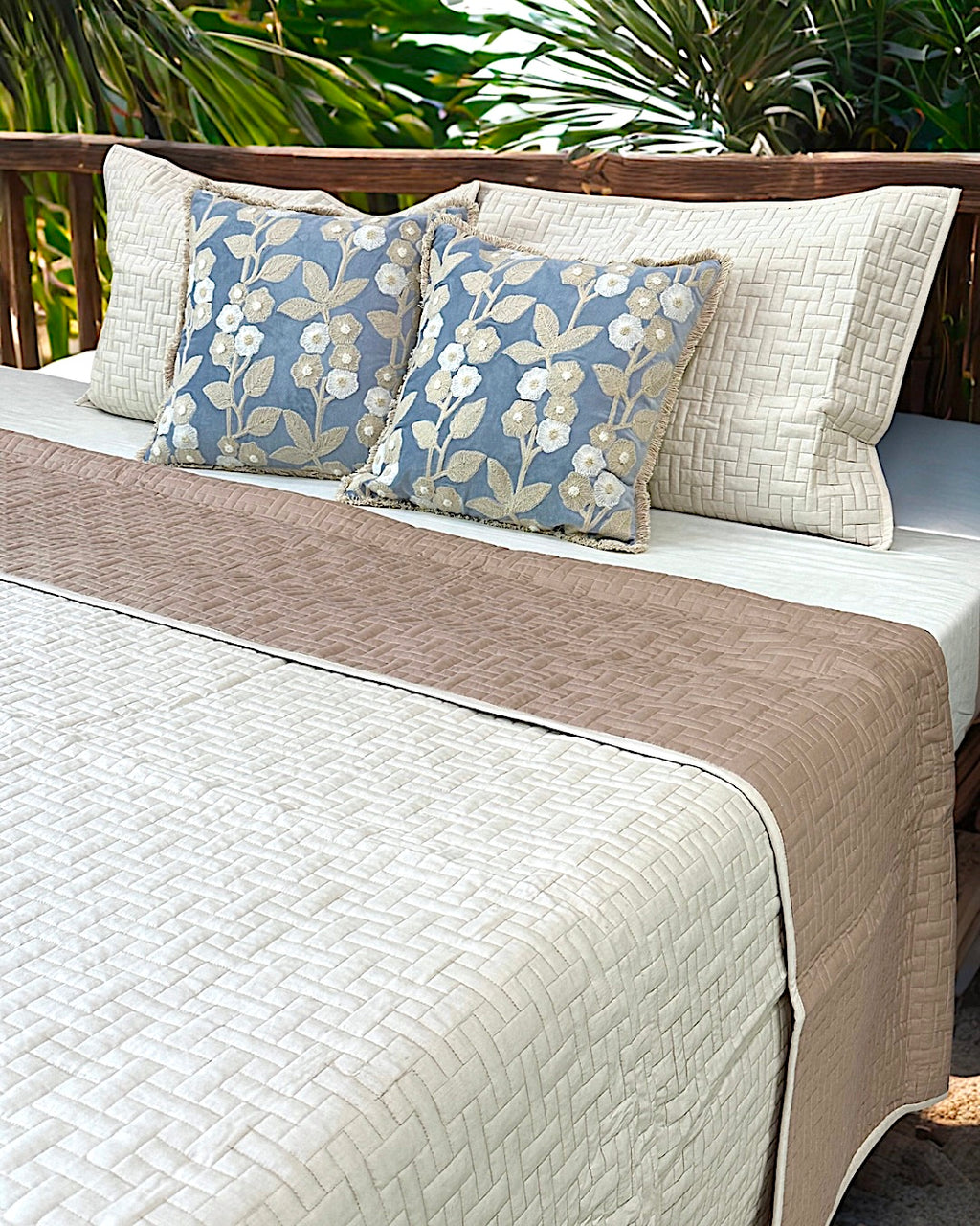 Coastal Bloom Bedding Set